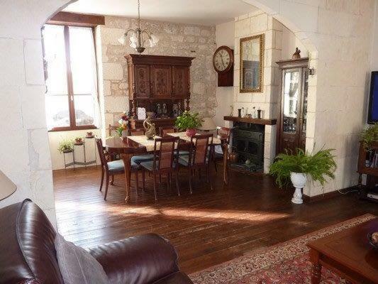 La Maison De L'Aubepin Saint-Savinien Екстер'єр фото